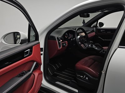 صورة مصغرة 14 لـ 2021 Porsche CAYENNE