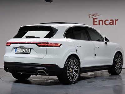 صورة 5 لـ 2021 Porsche CAYENNE
