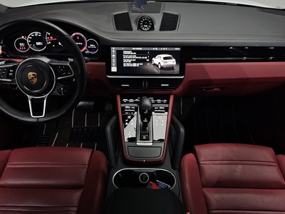 صورة 6 لـ 2021 Porsche CAYENNE