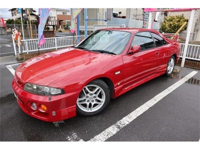 NISSAN SKYLINE