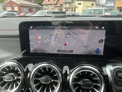 2023 Mercedes-BENZ EQB photo 3