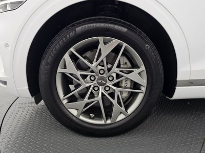 صورة 6 لـ 2022 Genesis GV70