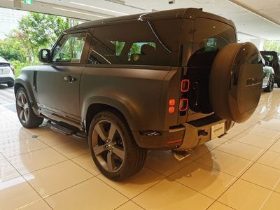 2025 LAND Rover DEFENDER — миниатюра 30