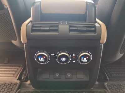 2025 LAND Rover DEFENDER — миниатюра 14
