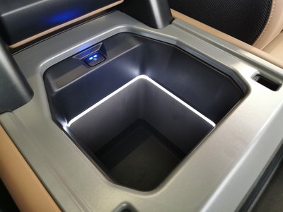 2025 LAND Rover DEFENDER — миниатюра 17