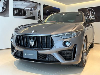2021 Maserati LEVANTE — фото 1