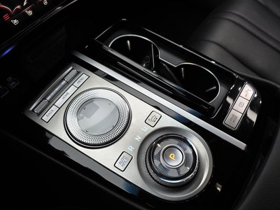 GENESIS G80 (RG3) - 9