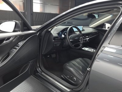 GENESIS G80 (RG3) - 10