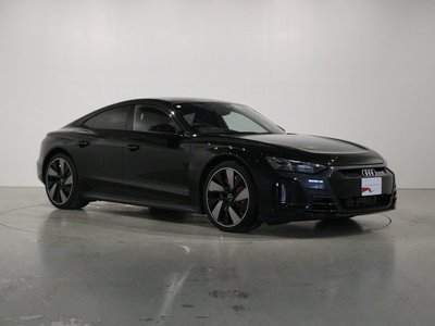 AUDI E-TRON GT QUATTRO - 3