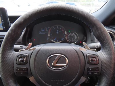 صورة مصغرة 65 لـ 2023 Lexus RC F