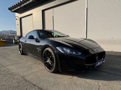 MASERATI GRANTURISMO - 1