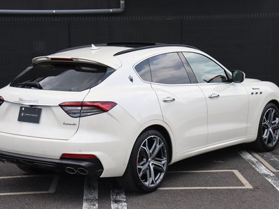 2023 Maserati LEVANTE — фото 4