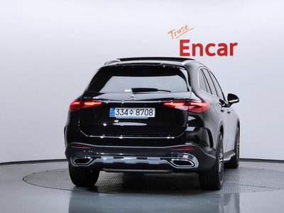 2025 Mercedes-BENZ GLC — фото 3