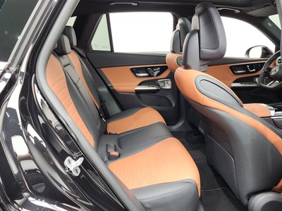 2025 Mercedes-BENZ GLC — миниатюра 12