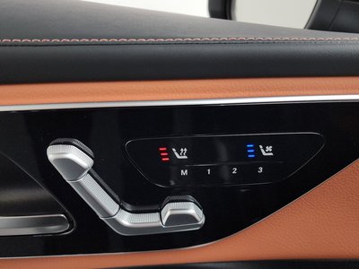 2025 Mercedes-BENZ GLC — миниатюра 18