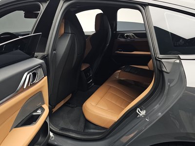 2024 BMW I4 缩略图 17