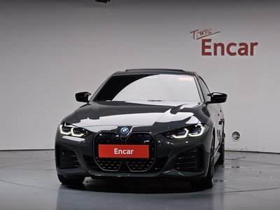 2024 BMW I4 photo 3