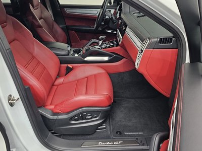 PORSCHE CAYENNE - 10