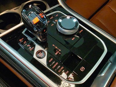 BMW 8 SERIES - 9