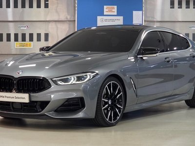 BMW 8 SERIES - 1