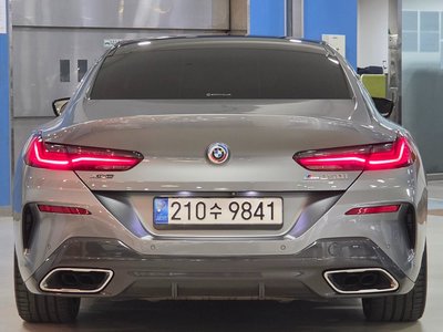 BMW 8 SERIES - 3