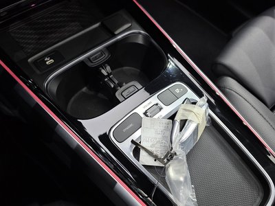 2024 Mercedes-BENZ GLB — миниатюра 30
