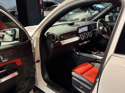 MERCEDES-BENZ GLB - 10