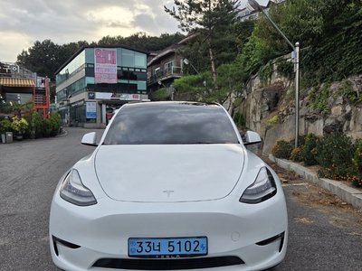 صورة 2 لـ 2022 Tesla MODEL Y