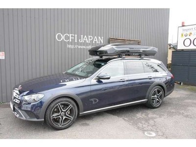 MERCEDES-BENZ E-CLASS - 4