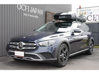 MERCEDES-BENZ E-CLASS - 1