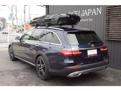 MERCEDES-BENZ E-CLASS - 6