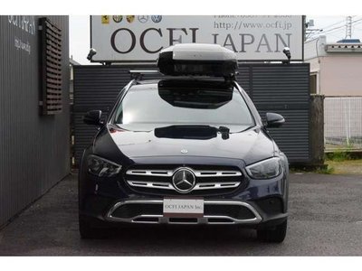 MERCEDES-BENZ E-CLASS - 2