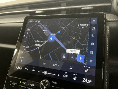 صورة 9 لـ 2024 Lexus LBX