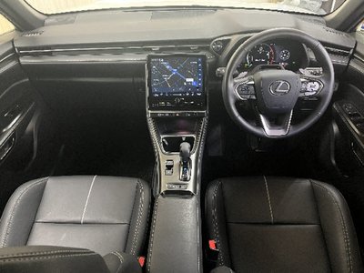 صورة 3 لـ 2024 Lexus LBX