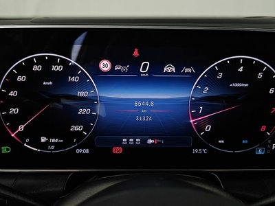 صورة مصغرة 11 لـ 2025 Mercedes-BENZ GLC