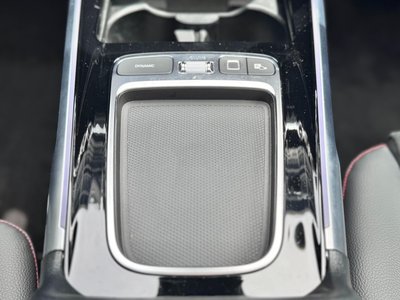 2025 Mercedes-BENZ GLB 缩略图 38