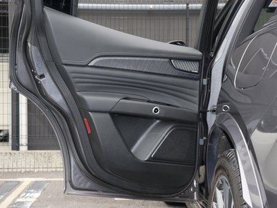 صورة مصغرة 66 لـ 2023 Maserati GRECALE