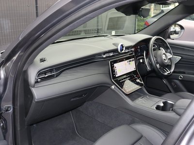 صورة مصغرة 25 لـ 2023 Maserati GRECALE