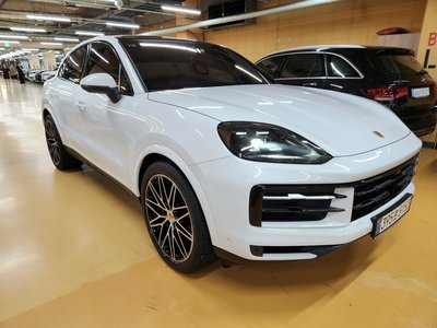 2023 Porsche CAYENNE 照片 2