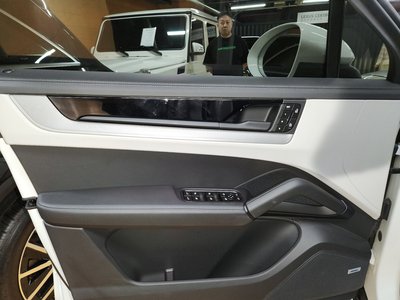 2023 Porsche CAYENNE 照片 10