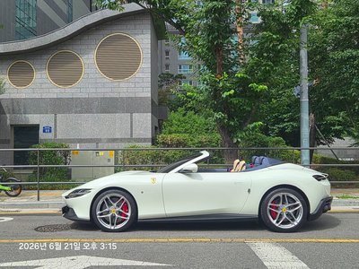 FERRARI ROMA - 6
