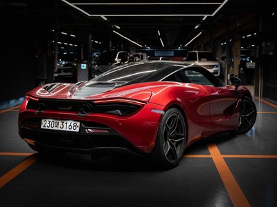 MCLAREN 720S - 6