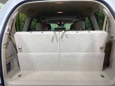 TOYOTA LAND CRUISER PRADO - 10