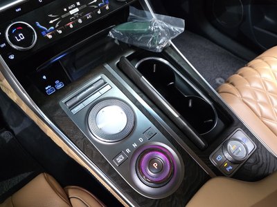 صورة مصغرة 12 لـ 2020 Genesis GV80