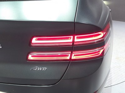 2020 Genesis GV80 photo 10