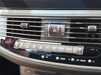 صورة مصغرة 53 لـ 2021 Lexus LS