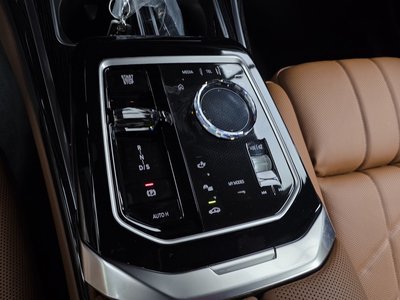 صورة مصغرة 12 لـ 2025 BMW 7 SERIES