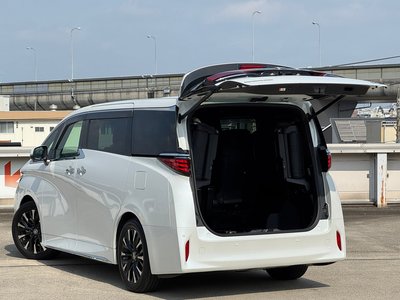 2024 Toyota ALPHARD 缩略图 32