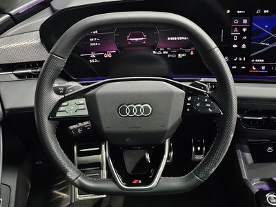 2025 AUDI A6 E-TRON thumbnail 13