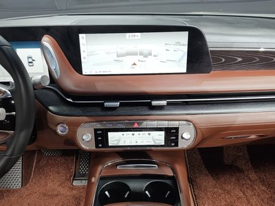 2023 Genesis G90 (RS4) thumbnail 14